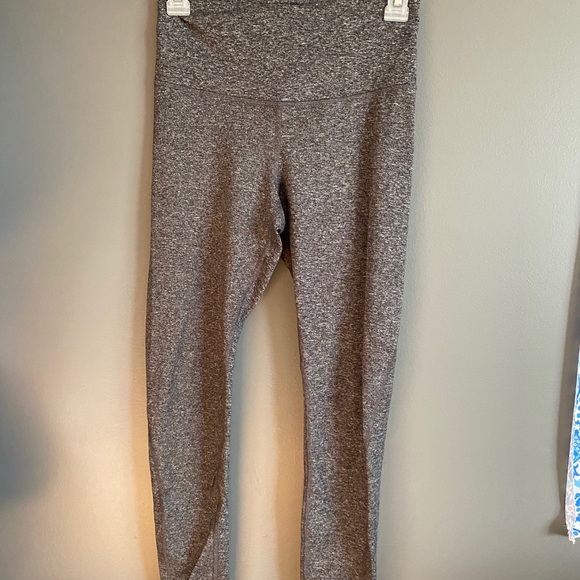 Old Navy Elevate High Waisted Leggings - Picture 1 of 3
